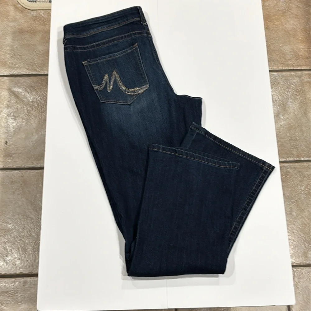 Maurices Jeans - Picture 3 of 9